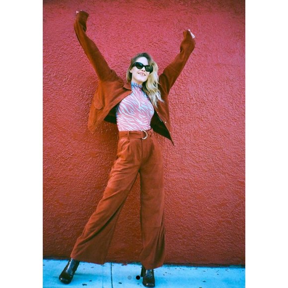 New Free People Deadwood Poppy Rust Suede Pants - Picture 2 of 6